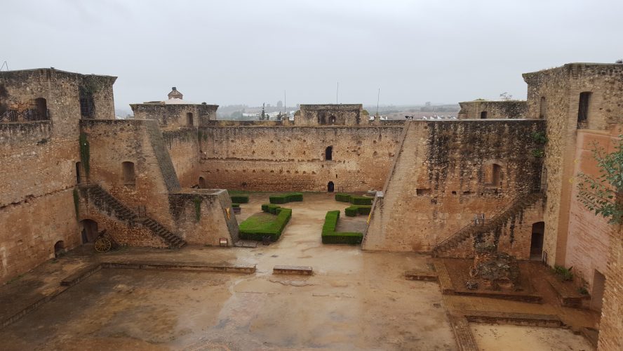 Ruta de los castillos en Huelva: historia y paisajes en cada torreón